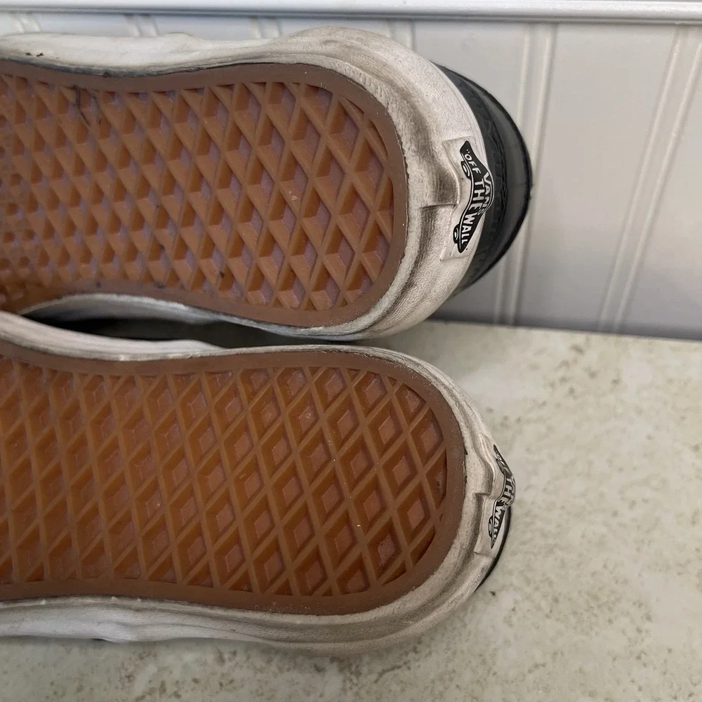 Vans Classic Slip-On Black Croc Leather‎ Sneakers - Men's 8 / Women's 9.5